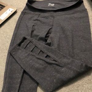Old navy active capris